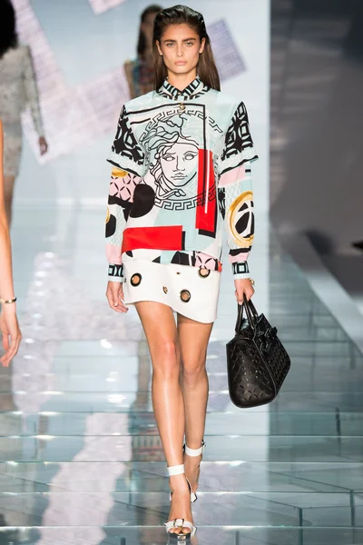 Look 27